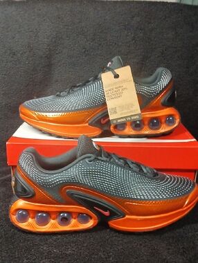 Nike Air Max DN QS "Metallic Orange" Mens Size-11 (NWT)  100%AUTHENTIC!